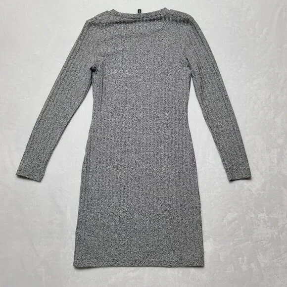 H&M Divided Womens Long Sleeve Gray Knit Dress Size 12 - Picture 6 of 10